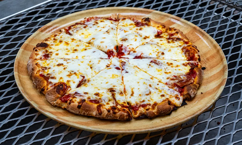 Noble Roman's Hand-Tossed Fresh out of the Oven