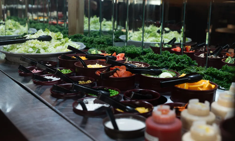 Noble Roman's Salad Bar