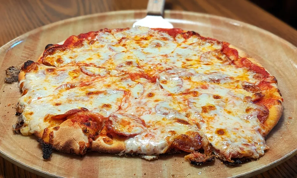 Noble Roman's Thin Crust Pizza